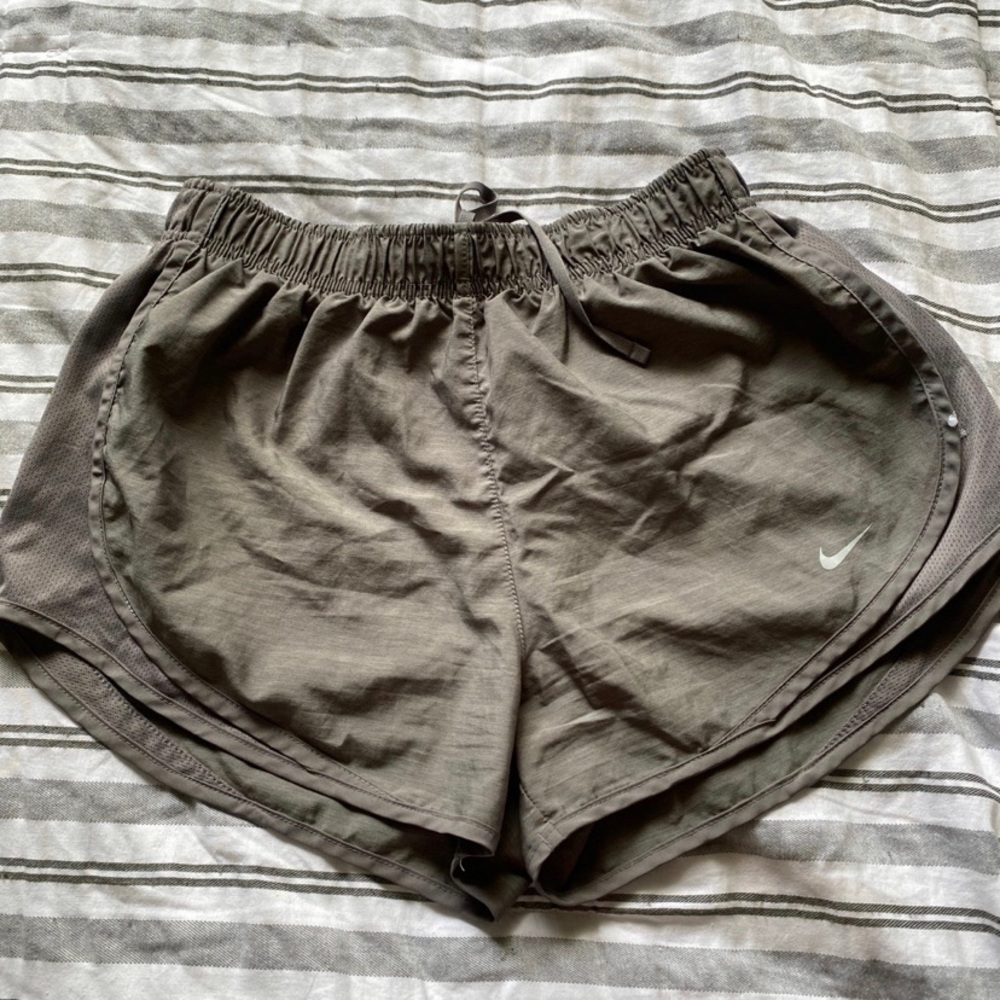 Nike grey shorts
